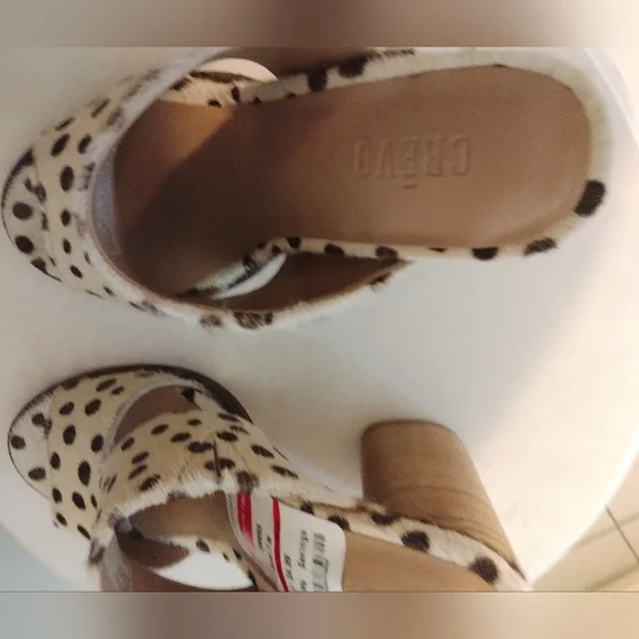 Crevo genuine calf hair Sandals. - Picture 2 of 5